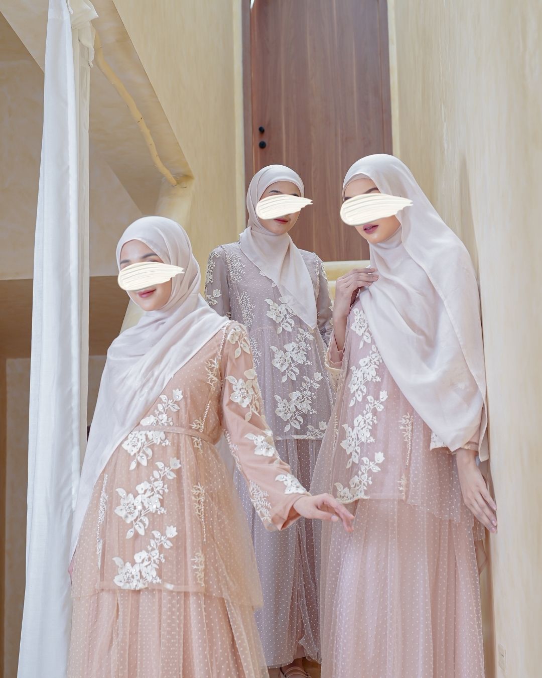 Aira Dress