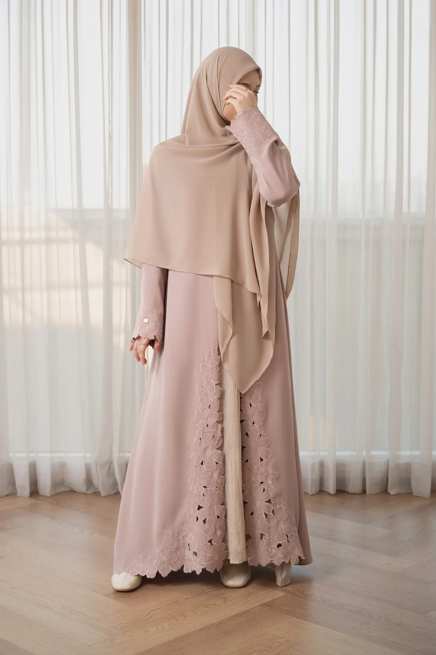 BLOOM OUTER