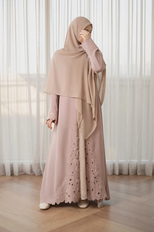 Image of BLOOM OUTER