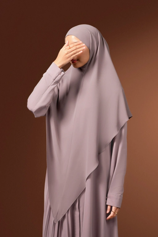 Image of AERA KHIMAR