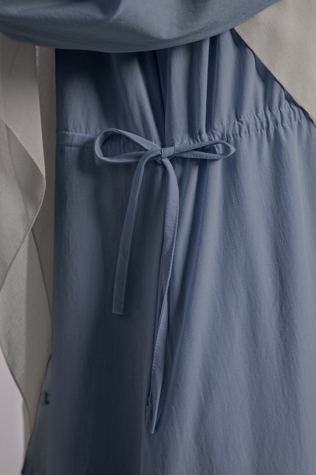 EVERYDAY DRAWSTRING DRESS