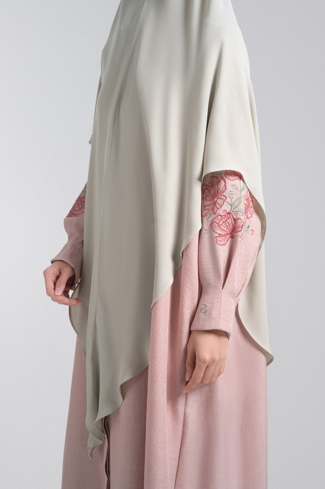 SAURA ABAYA LINEN 2.0 BLUSH