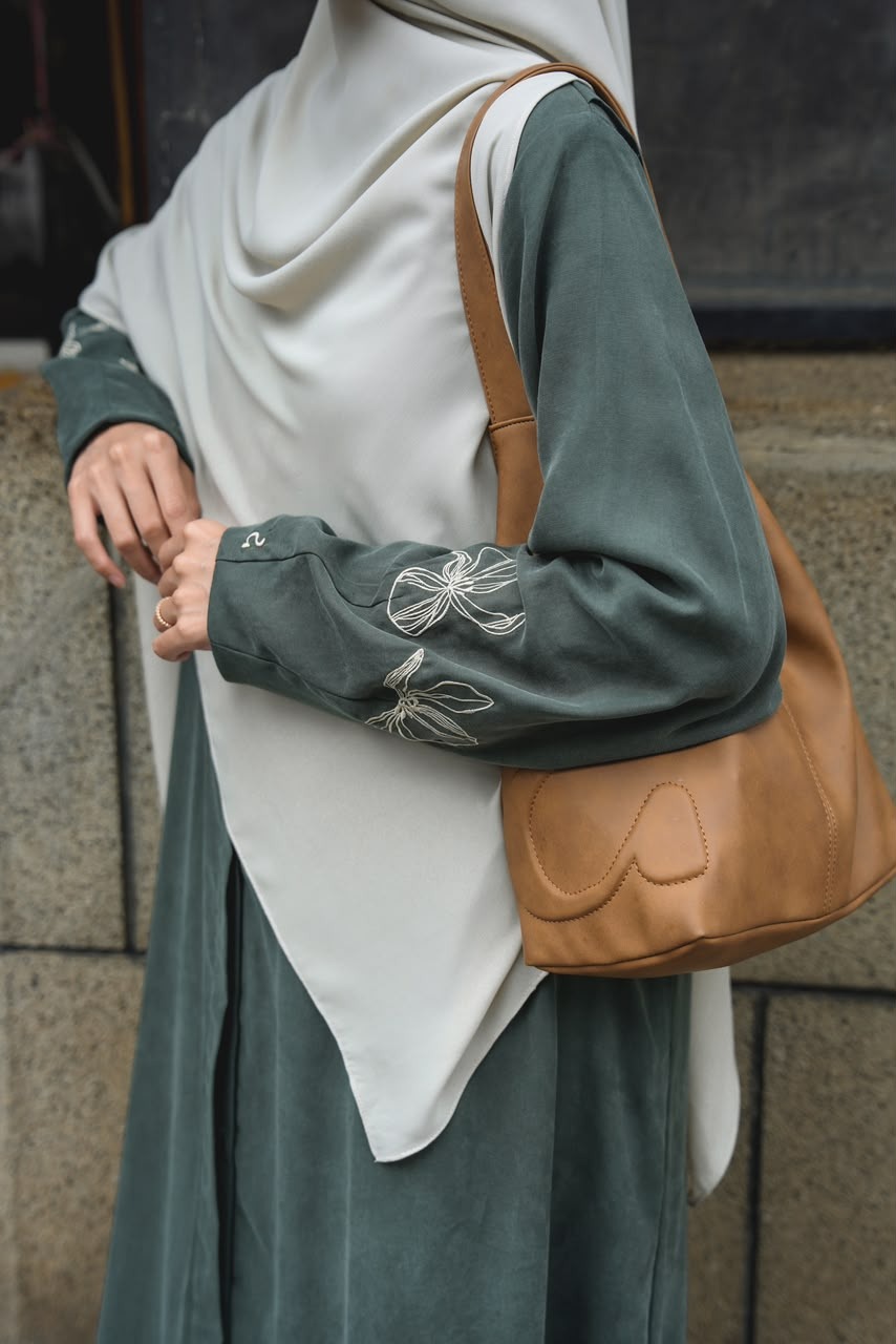 HAVVA ABAYA
