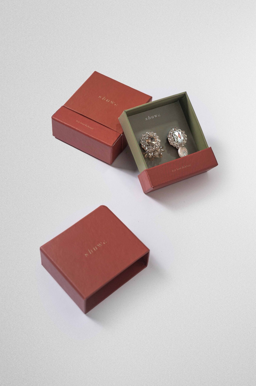 HAYA BROOCH