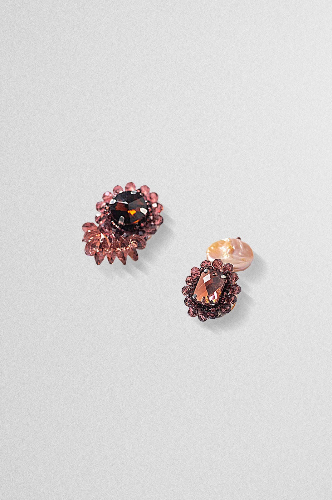 HAYA BROOCH