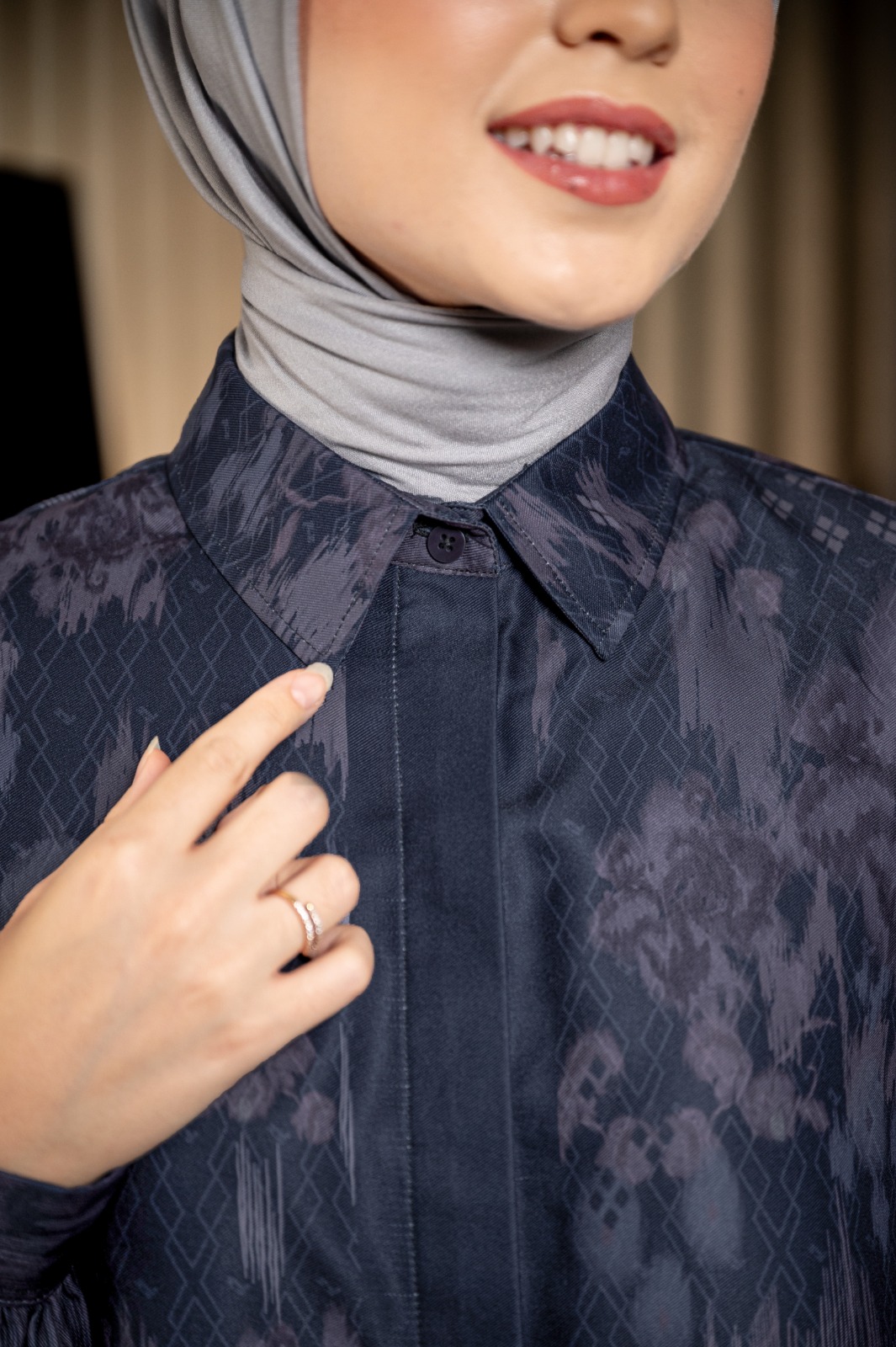 MAVISH BLOUSE SPACE