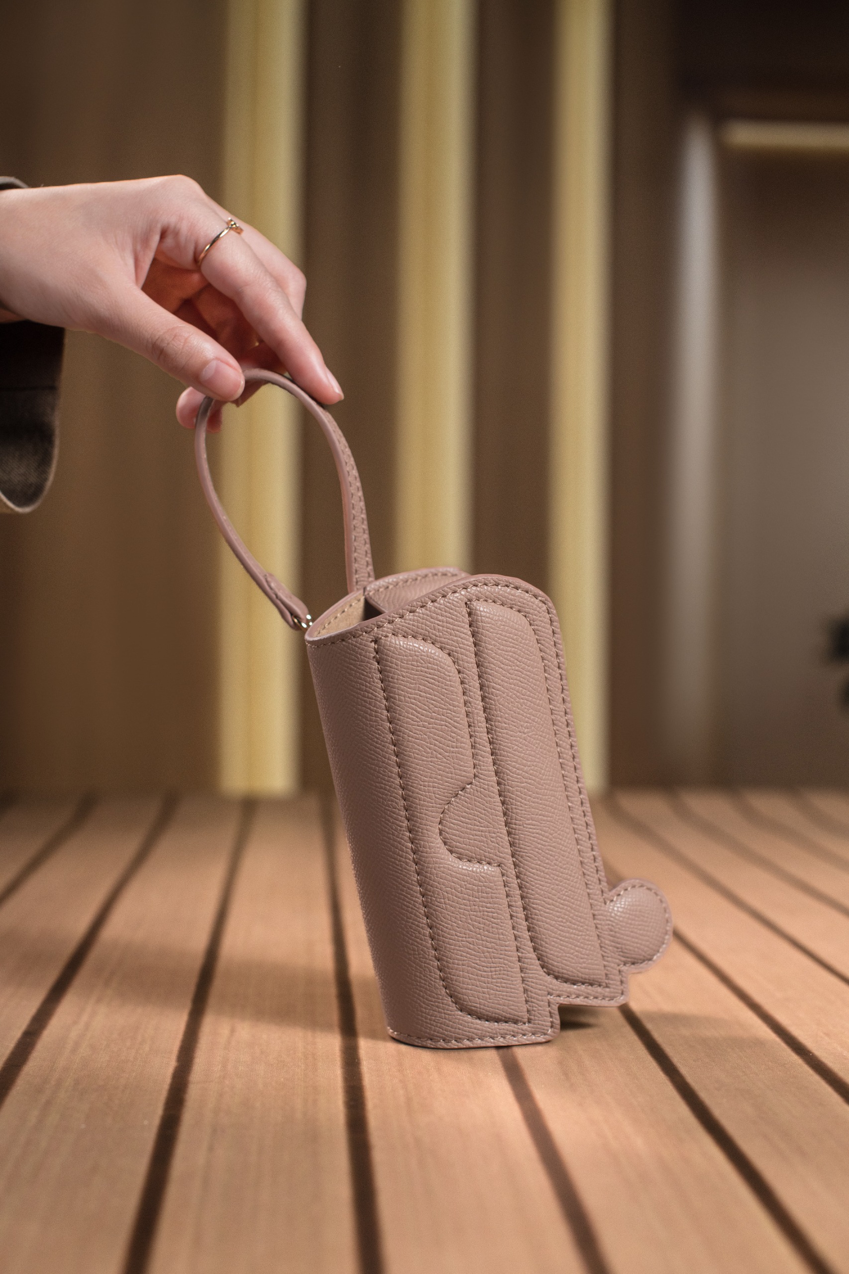 FERMO SUNGLASSES CASE BLUSH