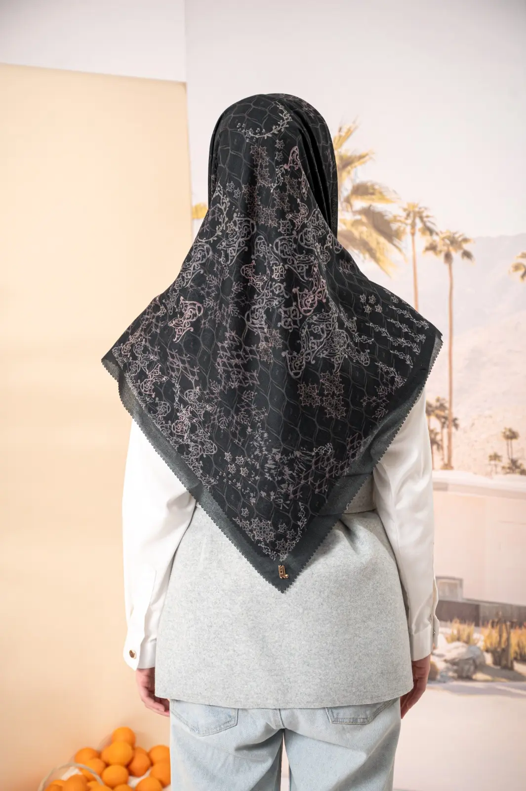 BRUSSEL SCARF JET BLACK