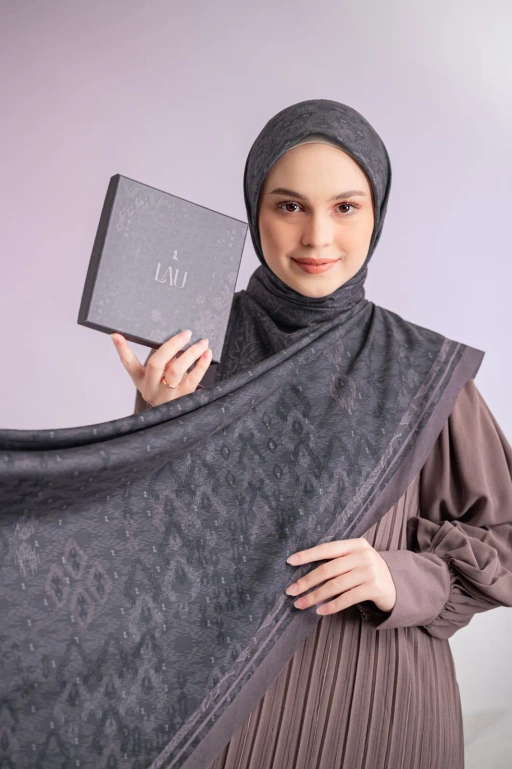 Image of LAU SCARF STORMY