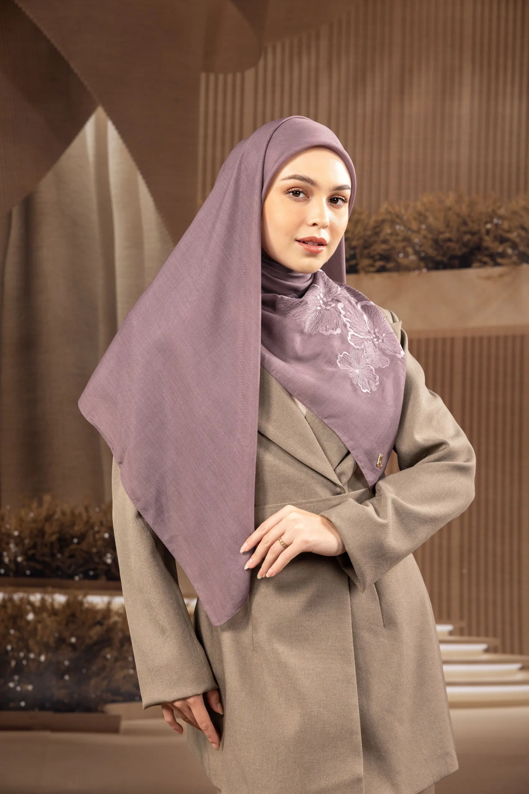 EMBRODIÈRE SCARF TEAROSE