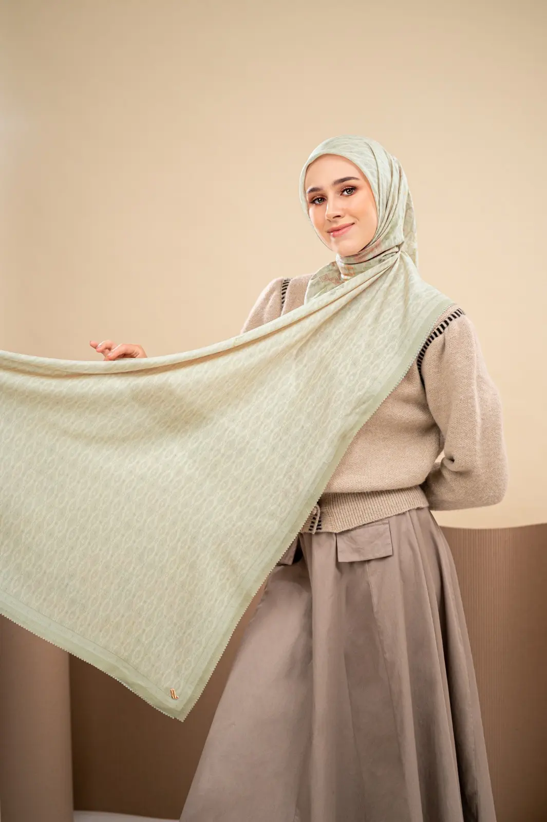 BERGAMO SCARF SPRING