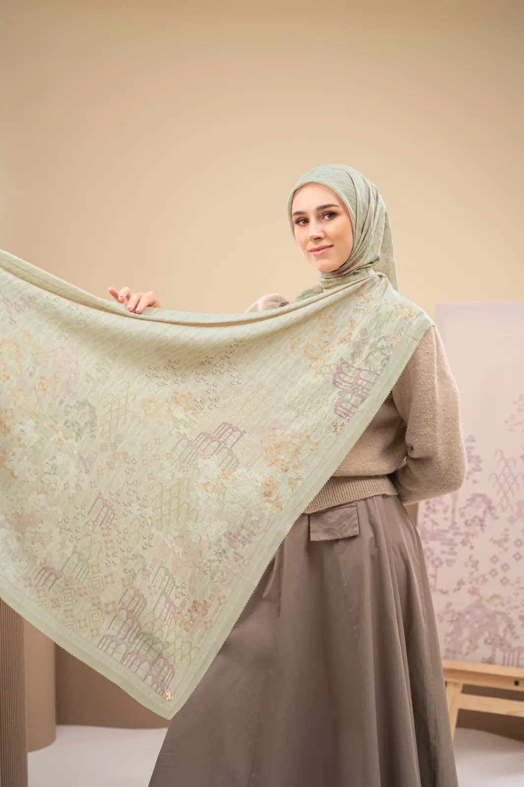 BERGAMO SCARF SPRING