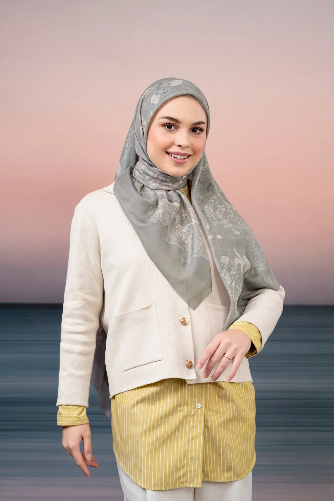 VALLEY SCARF DEVALIA