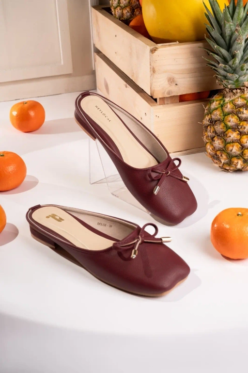 Image of DOLCE MULES GARNET