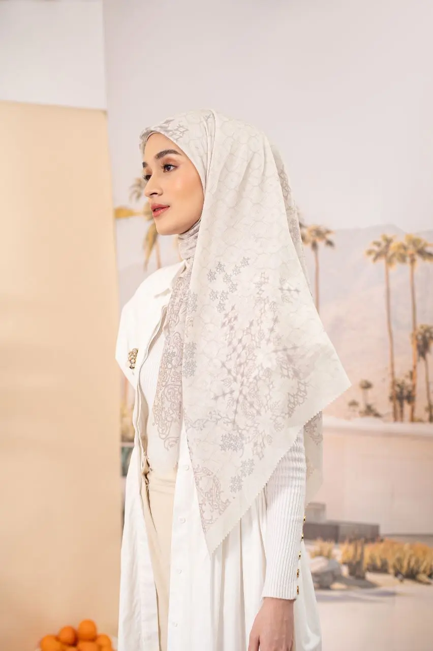BRUSSEL SCARF LEVANNA