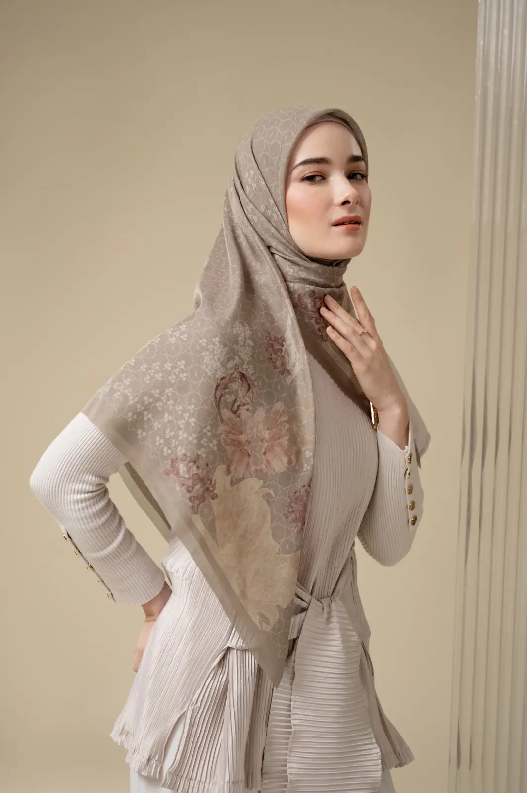 BLYANA SCARF GIA