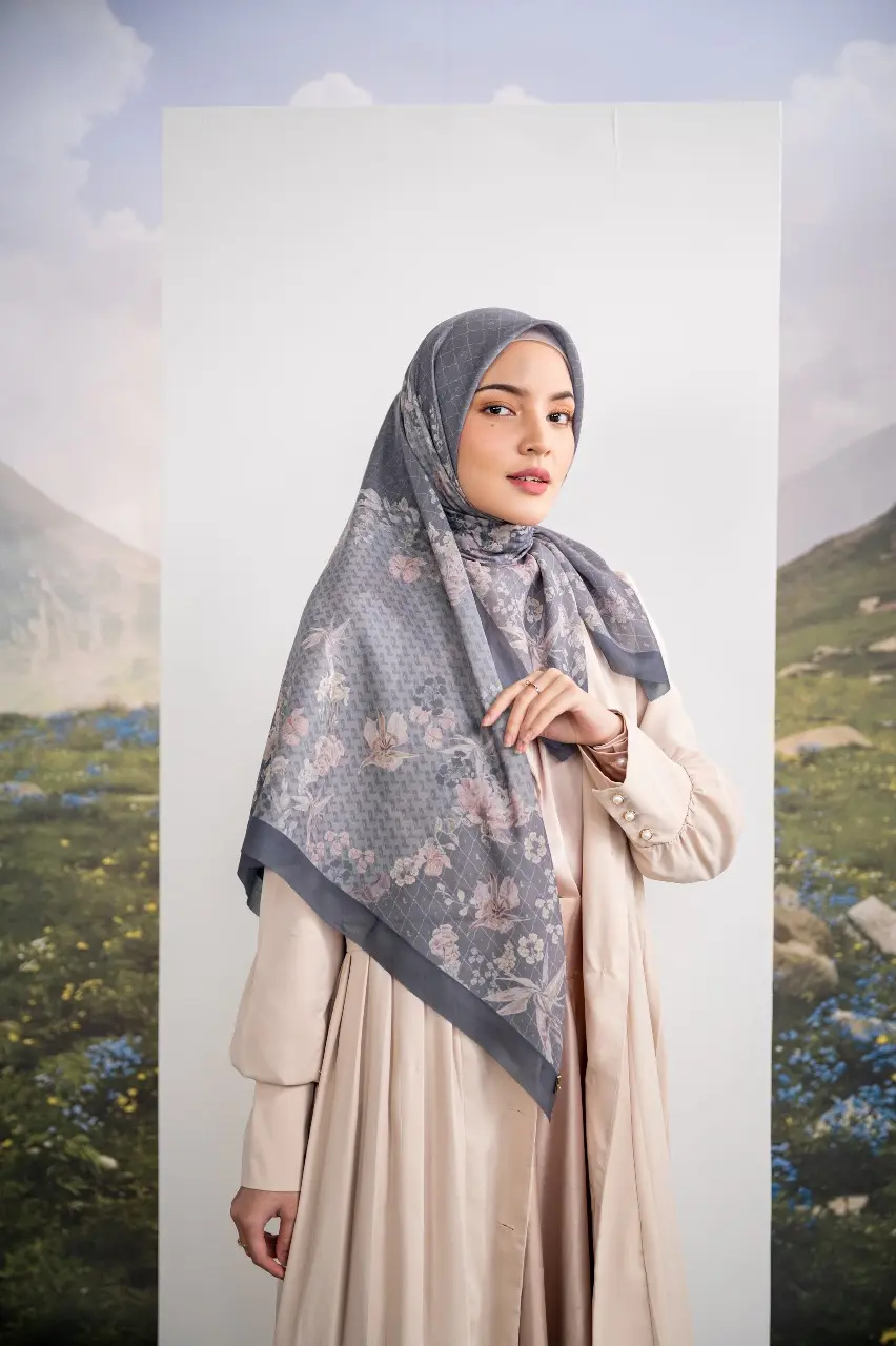 LUMINOSA SCARF PEAGENT BLUE