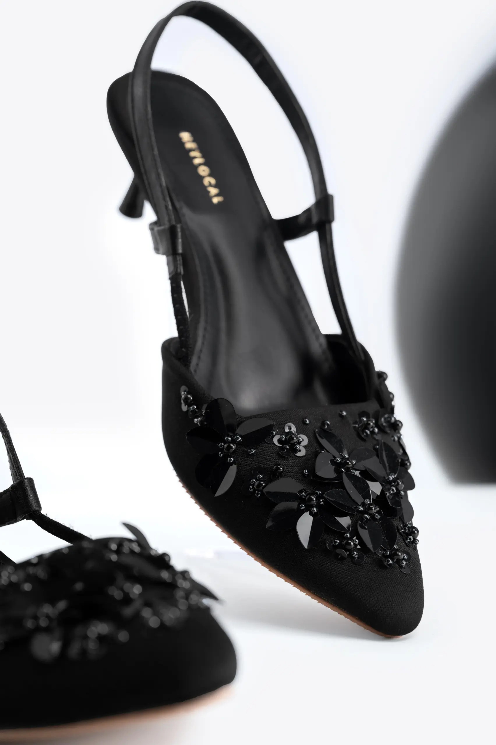 NOEMI HEELS BLACK