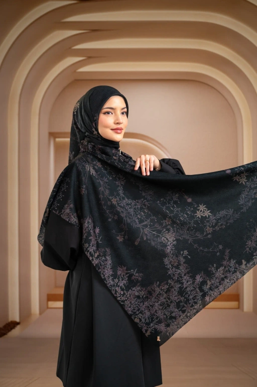 Image of AROMÉ SCARF NOIR