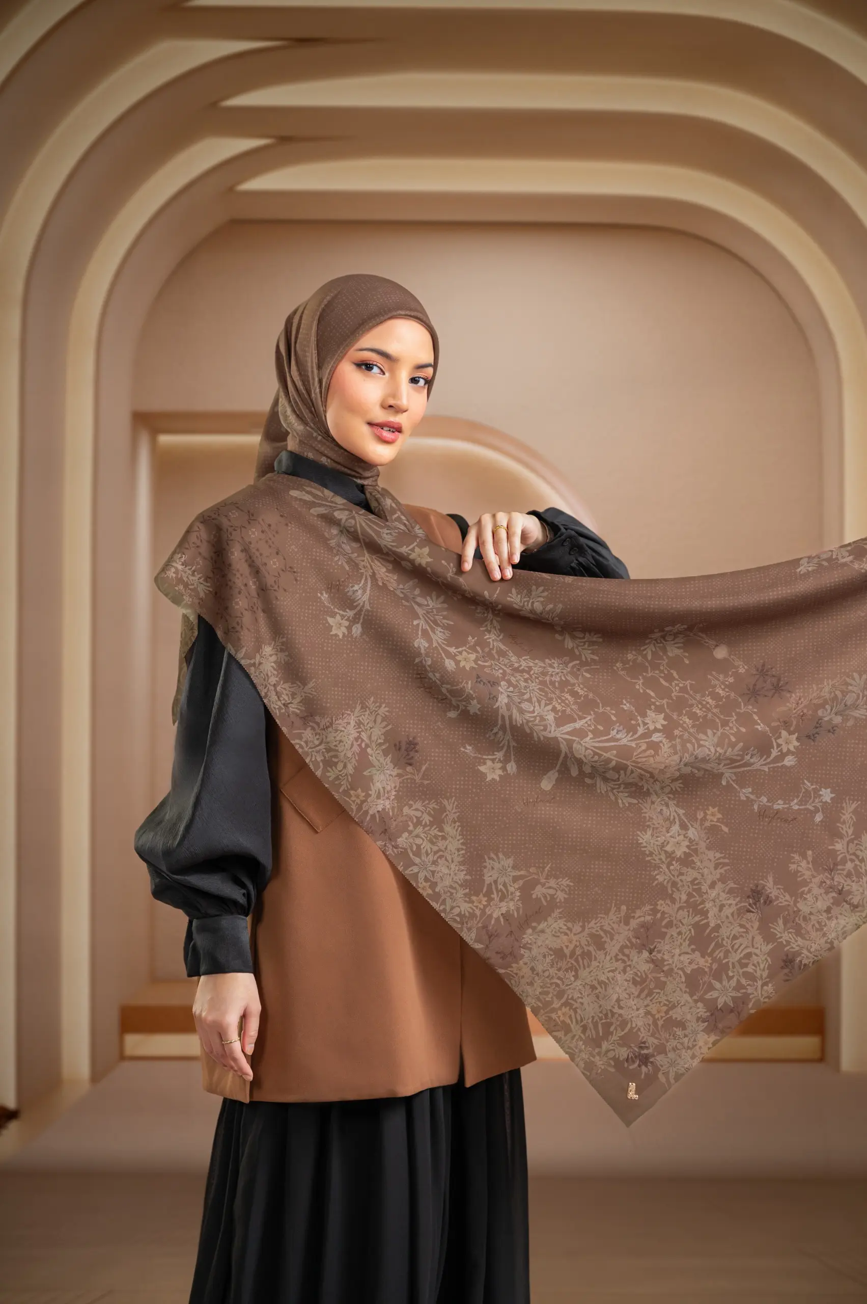 AROMÉ SCARF HAZEL