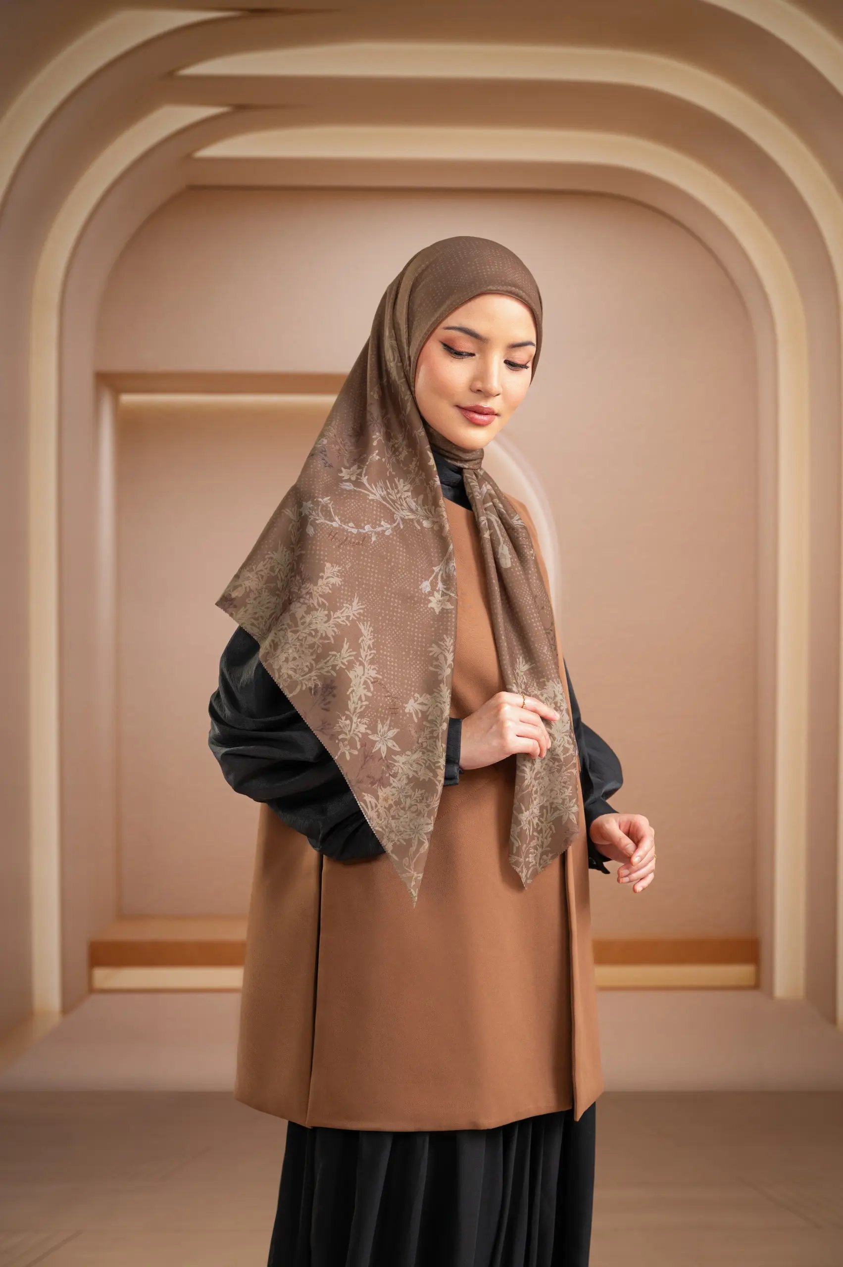 AROMÉ SCARF HAZEL