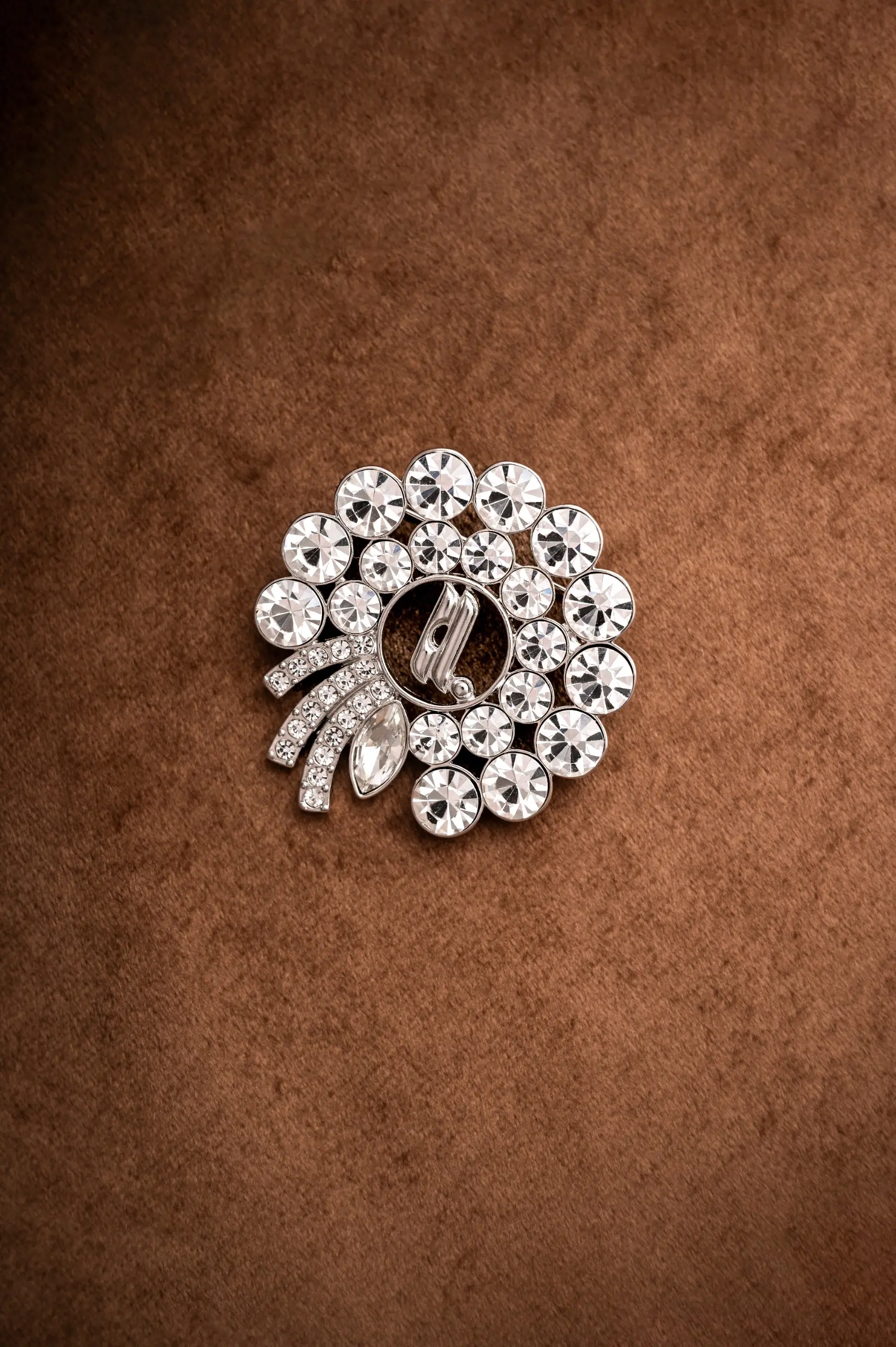 GANIA BROOCH SILVER