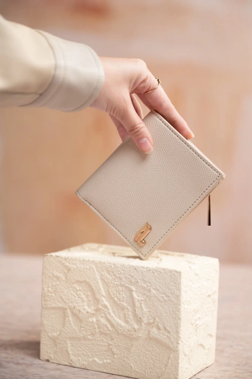 Image of ALBA WALLET IVORY
