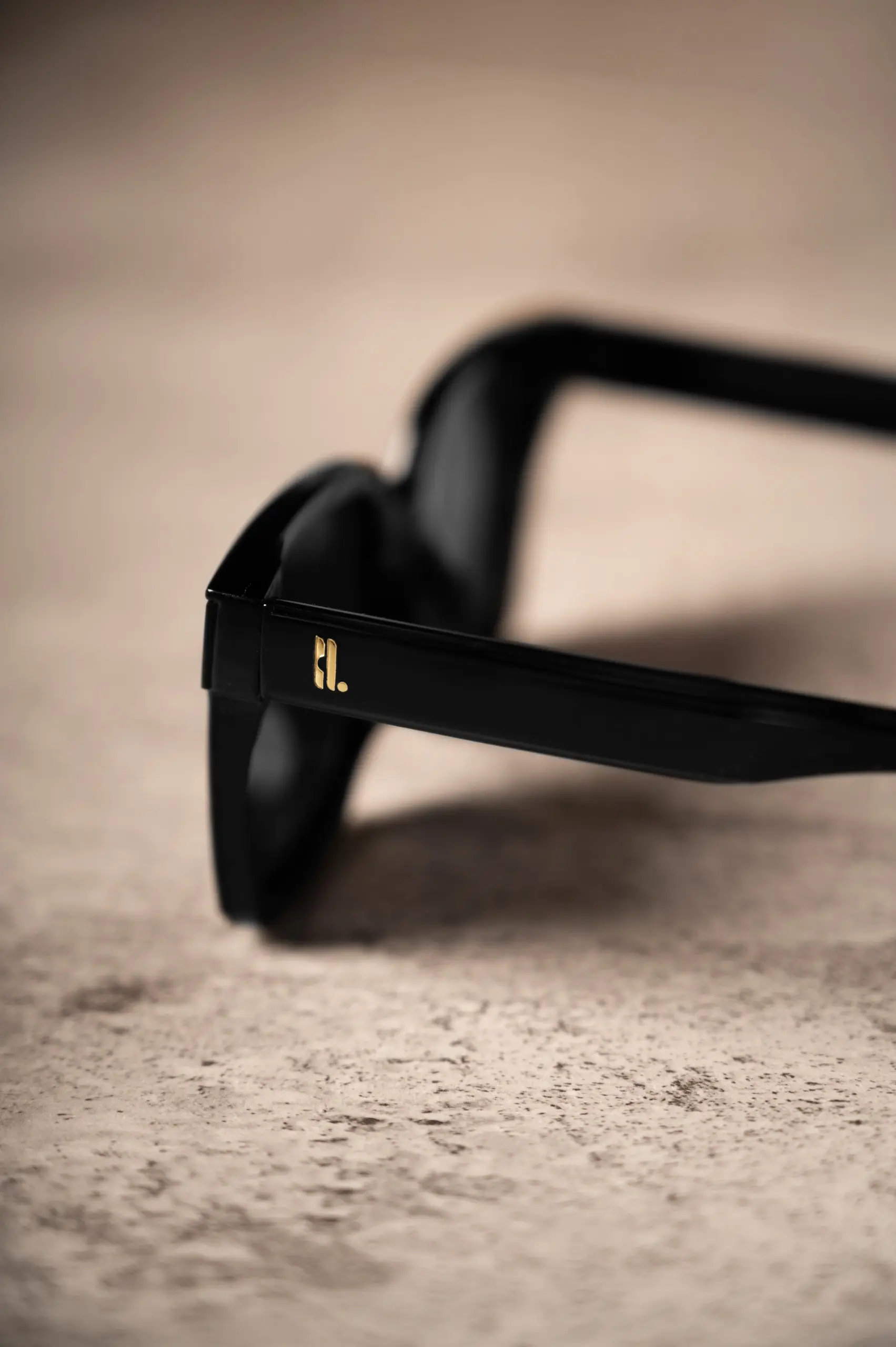 CHLOE SUNGLASSES RAVEN