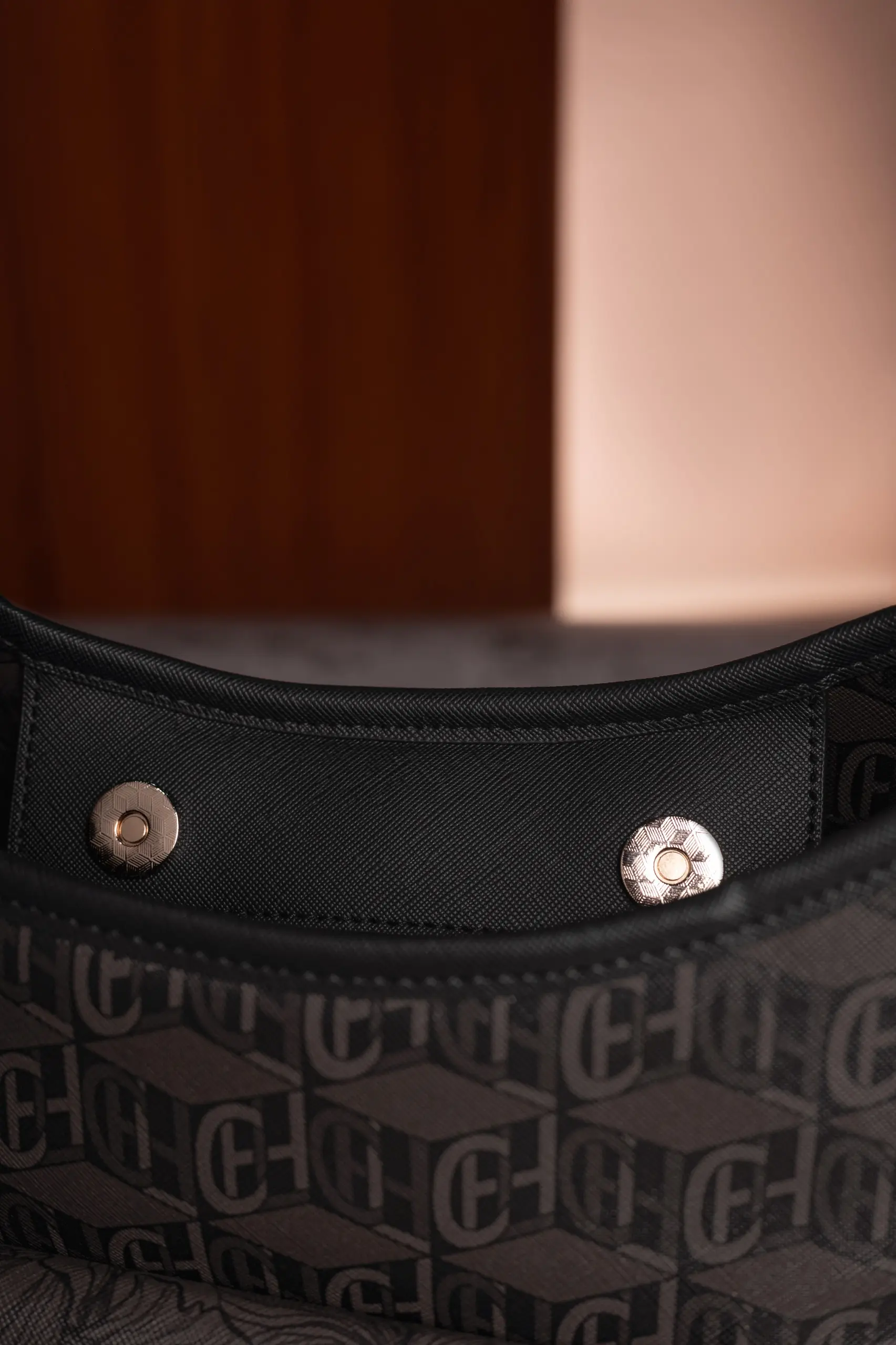 LEA SHOULDER BAG ASHEN