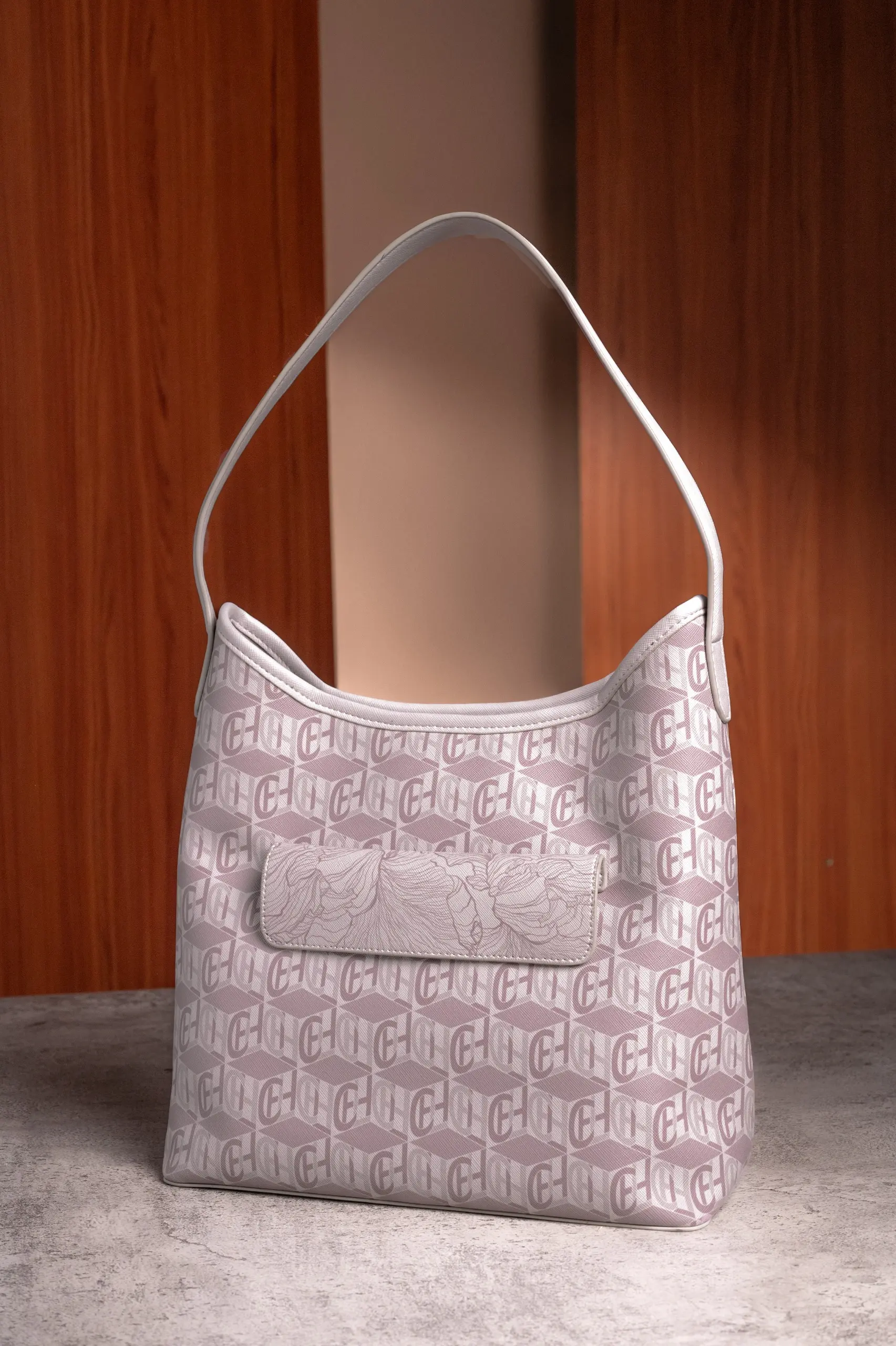 LEA SHOULDER BAG SABLE