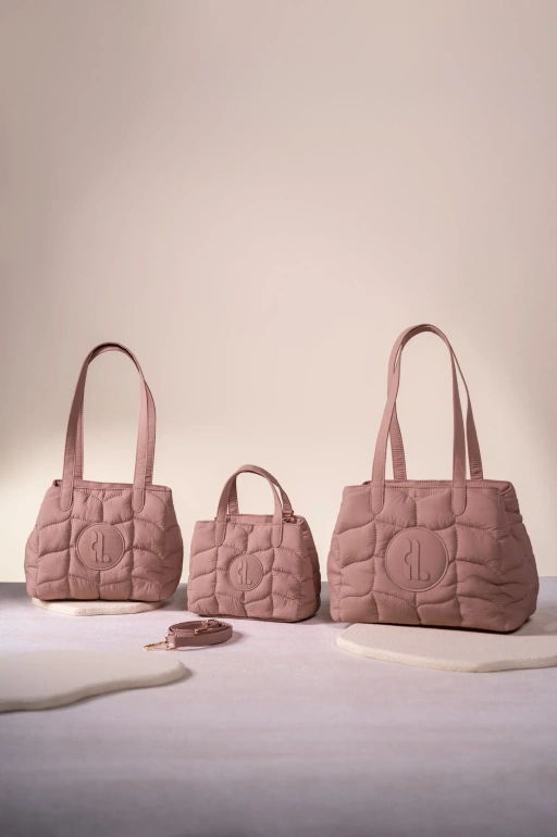 FLUFFLY TOTEBAG CORAL
