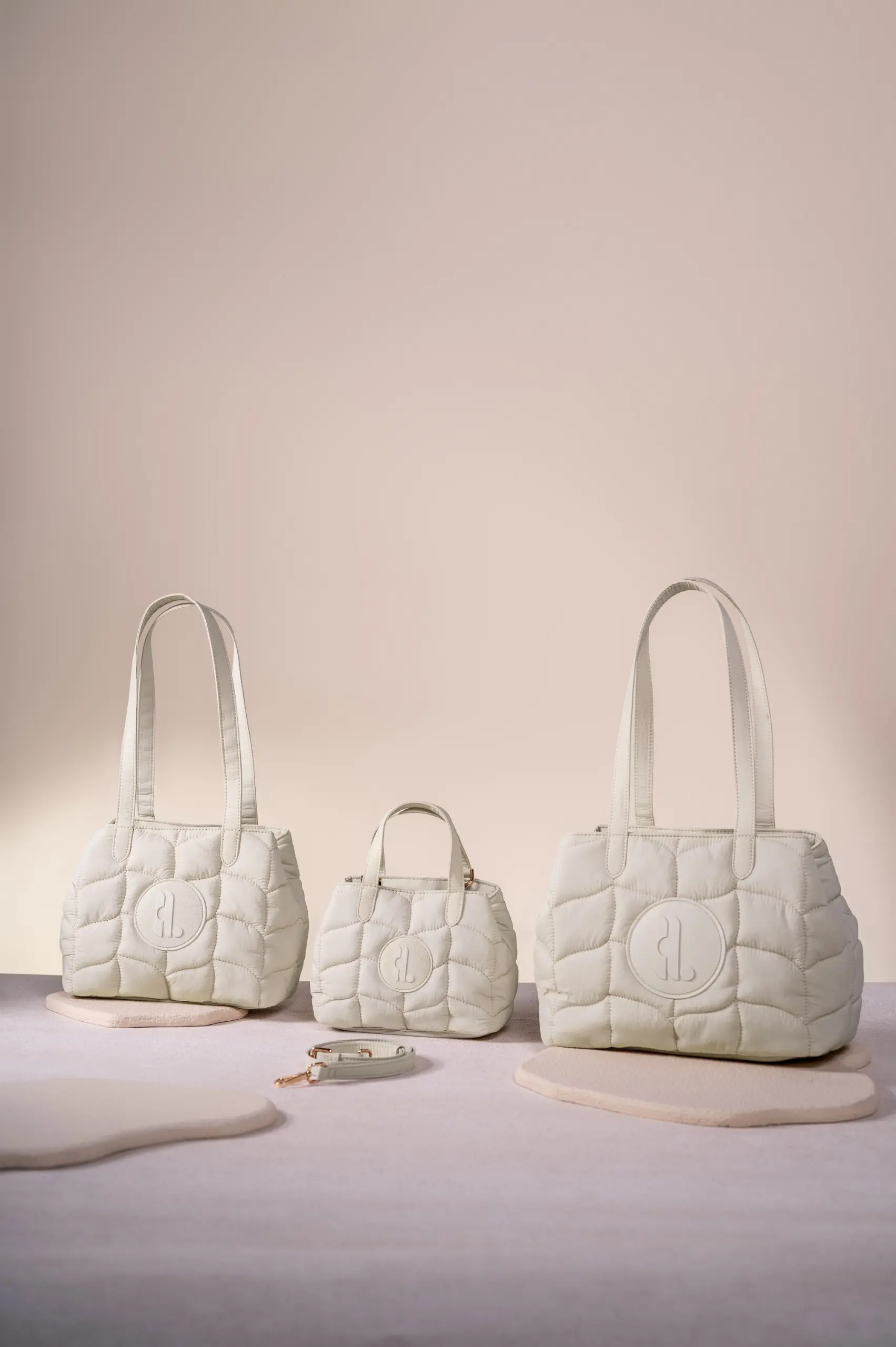 FLUFFLY TOTEBAG OAT