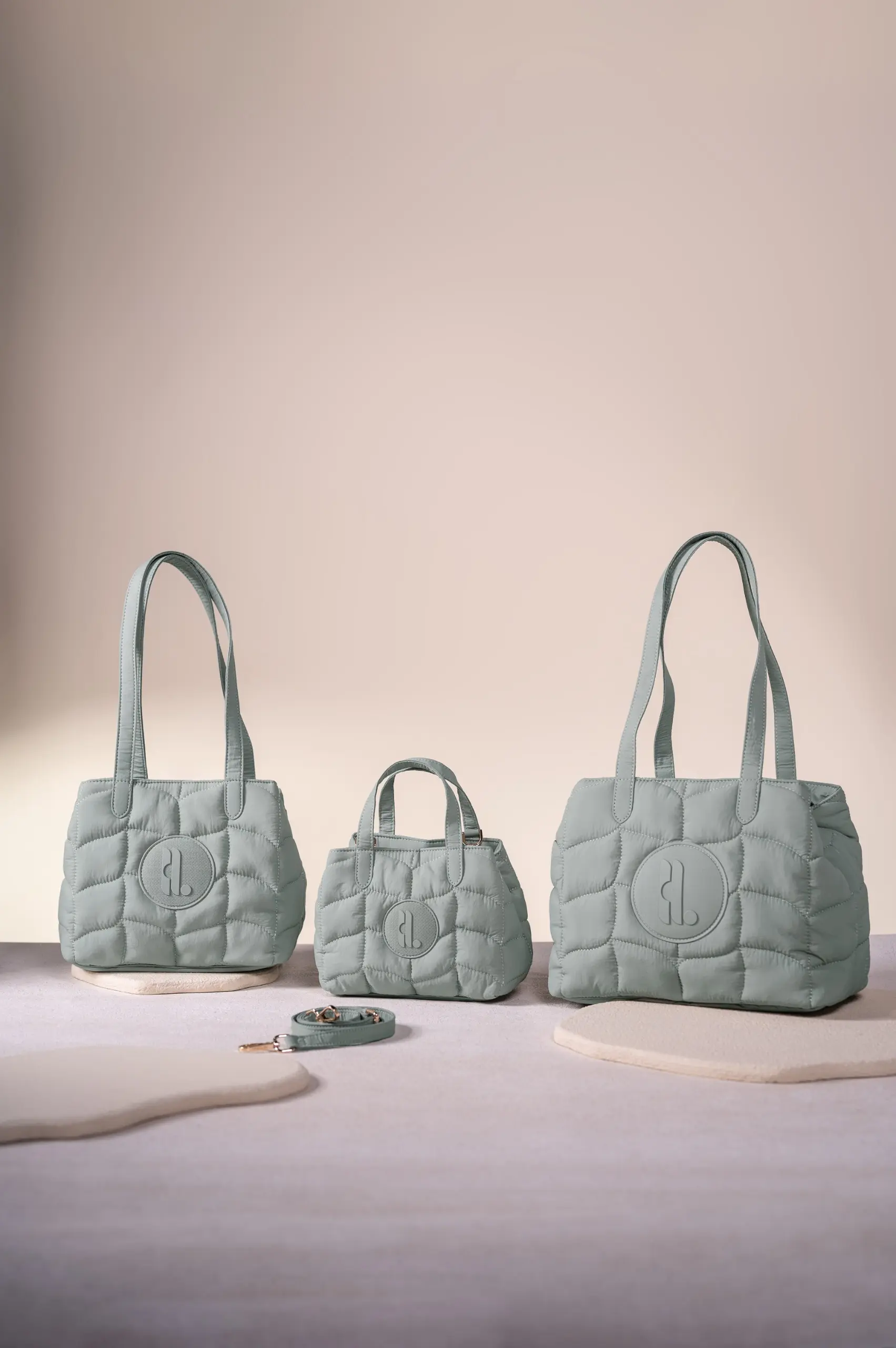 FLUFFLY TOTEBAG SAGE
