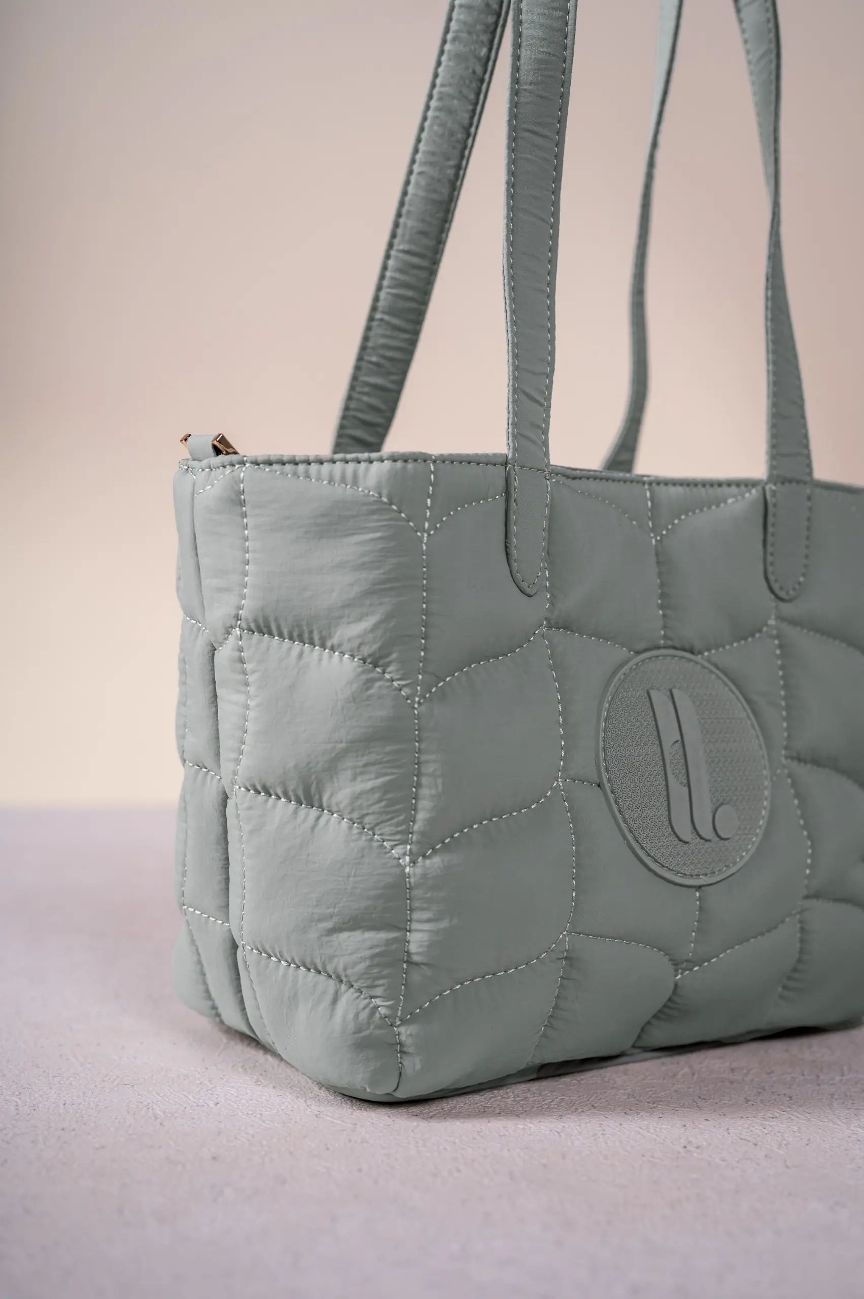 FLUFFLY TOTEBAG SAGE