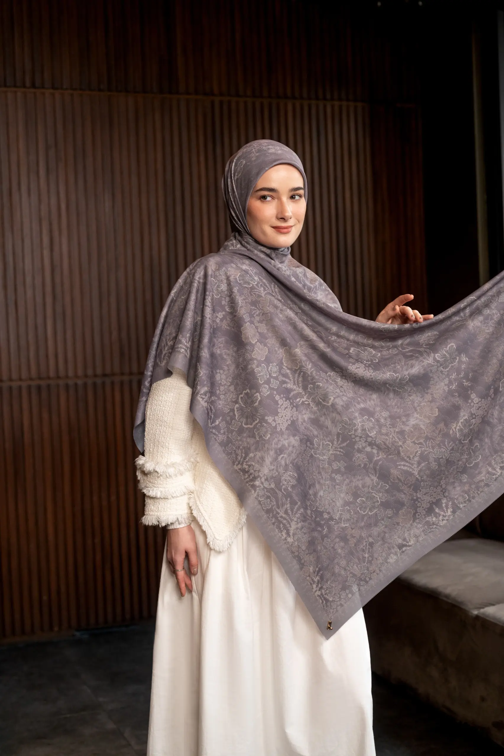 SANDREA SCARF ASHLAR