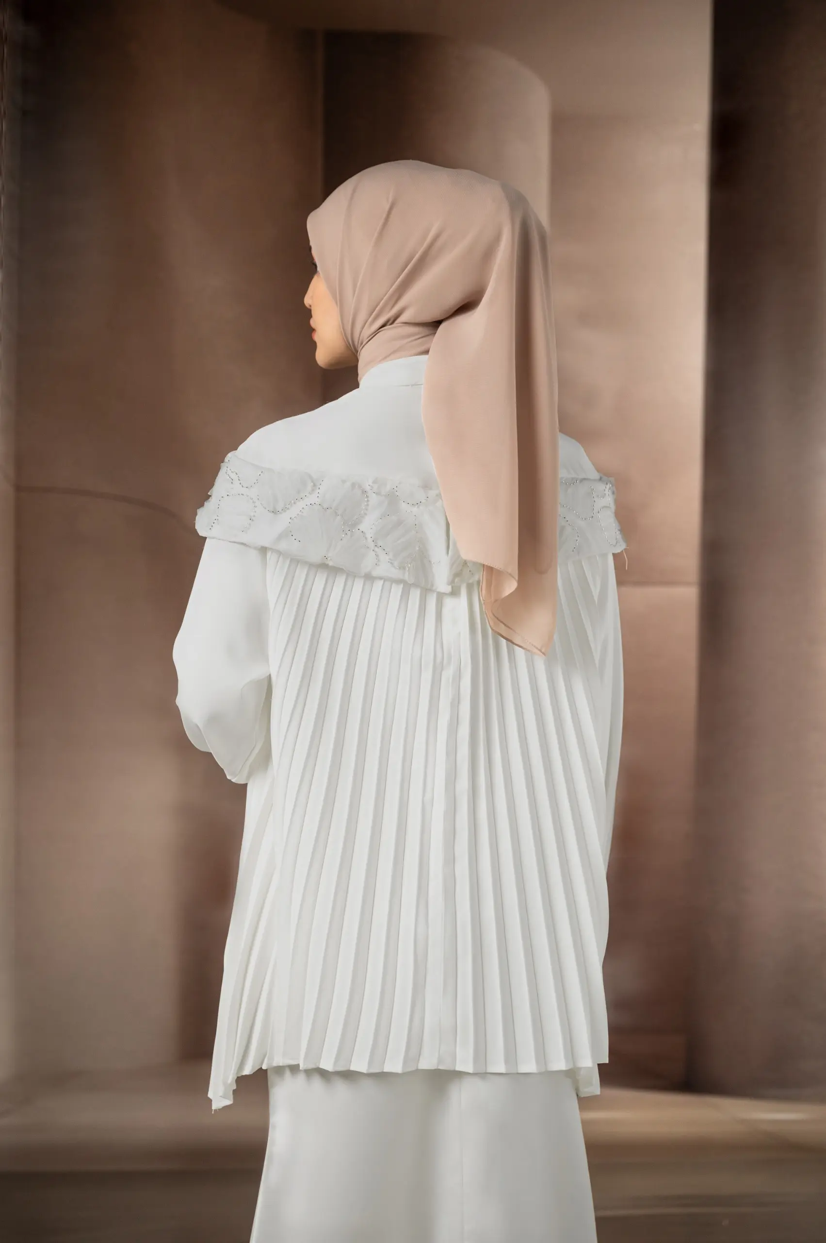 TERRA PLEATED BLOUSE PEARL
