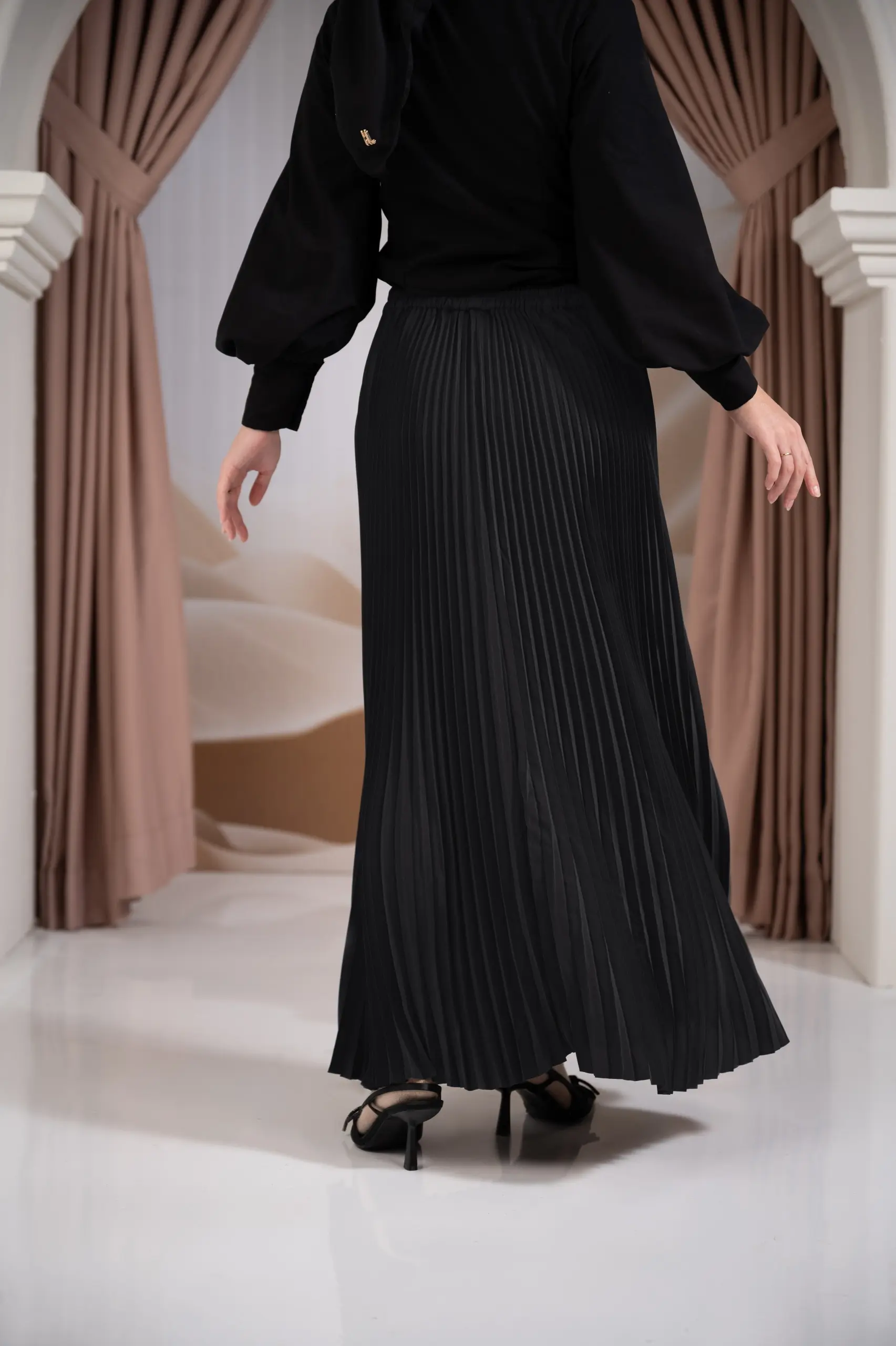 PLISSE PLEATED SKIRT CHARCOAL