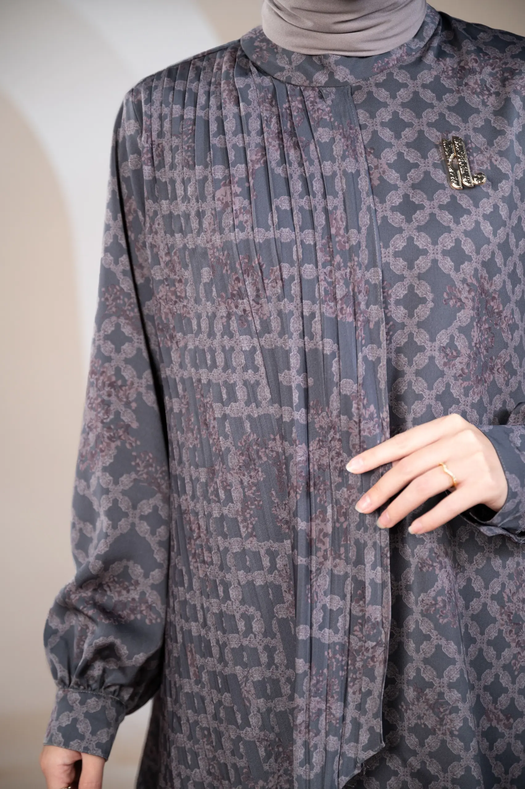 SANGGA PLEATED TUNIC STONE