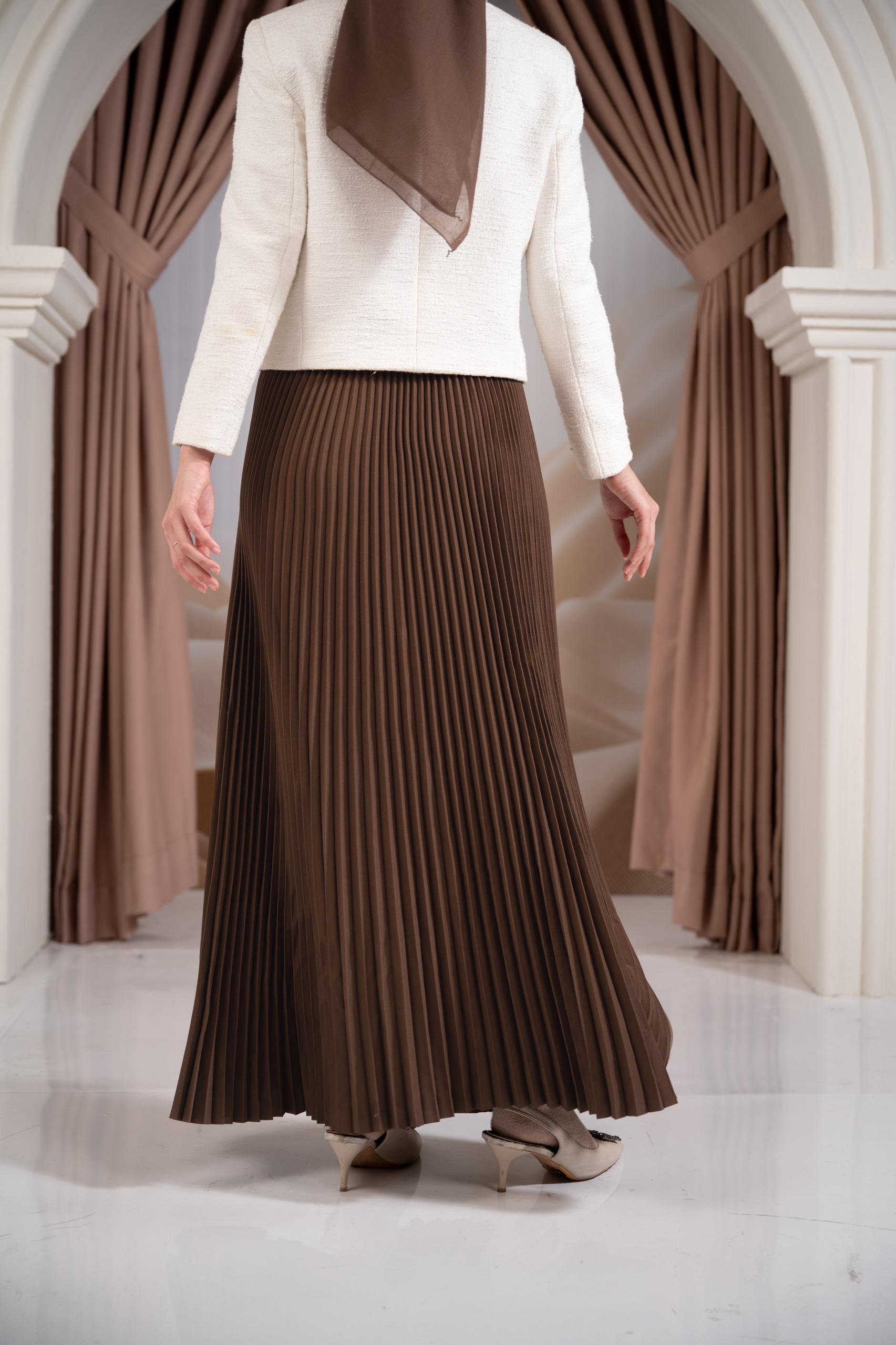 PLISSE PLEATED SKIRT TOFFEE