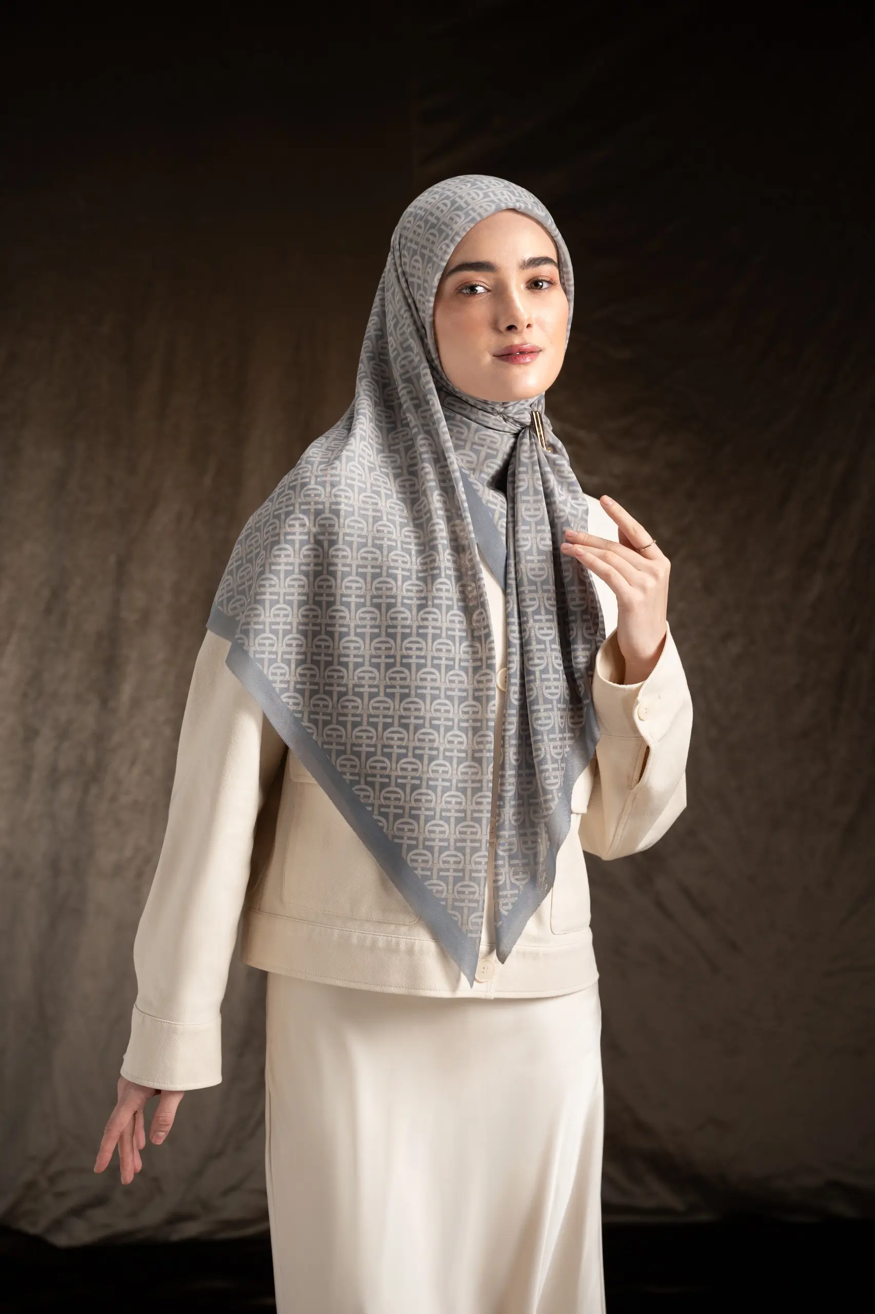 HLC SCARF CLOUDY GREY