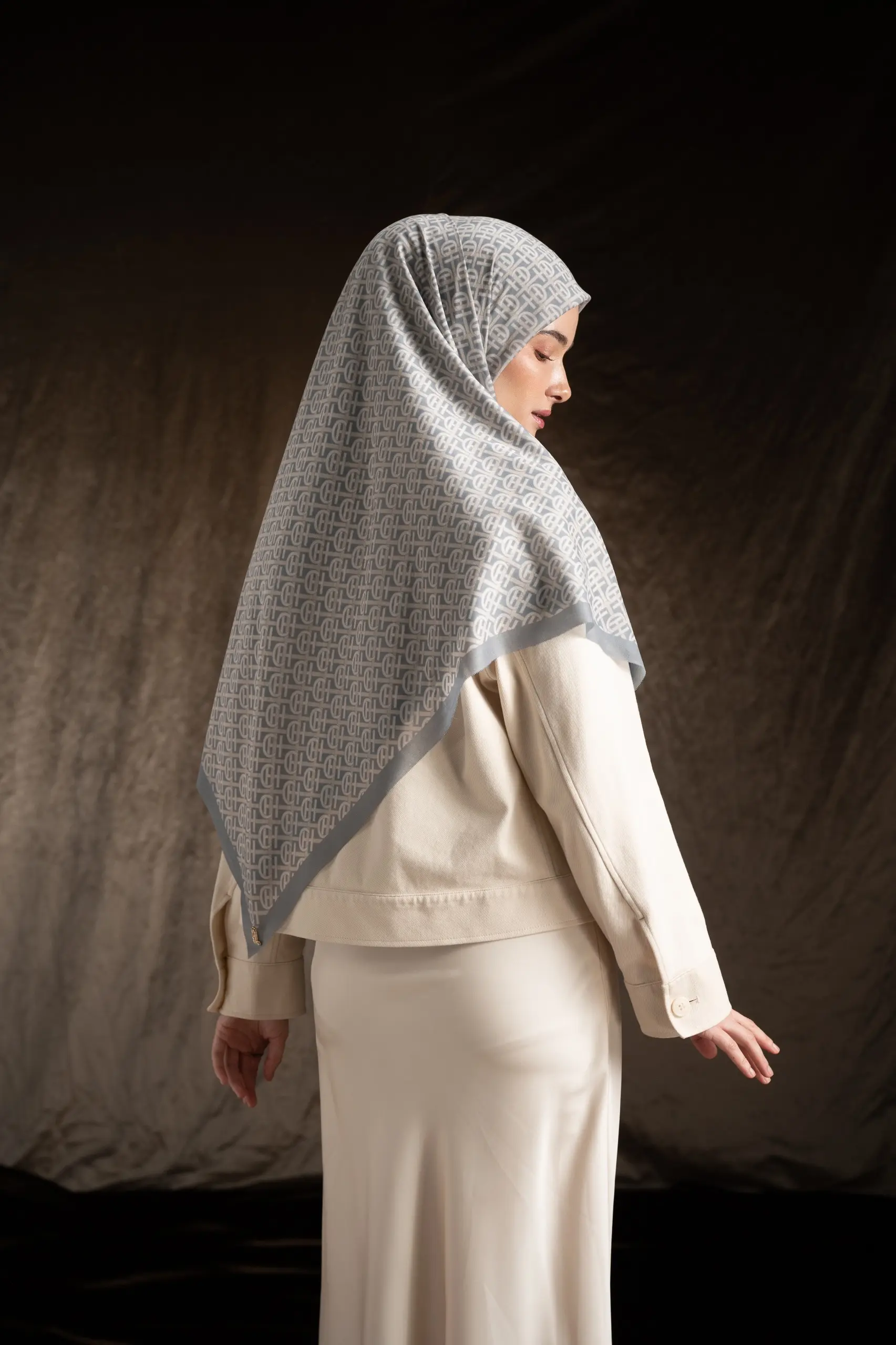 HLC SCARF CLOUDY GREY