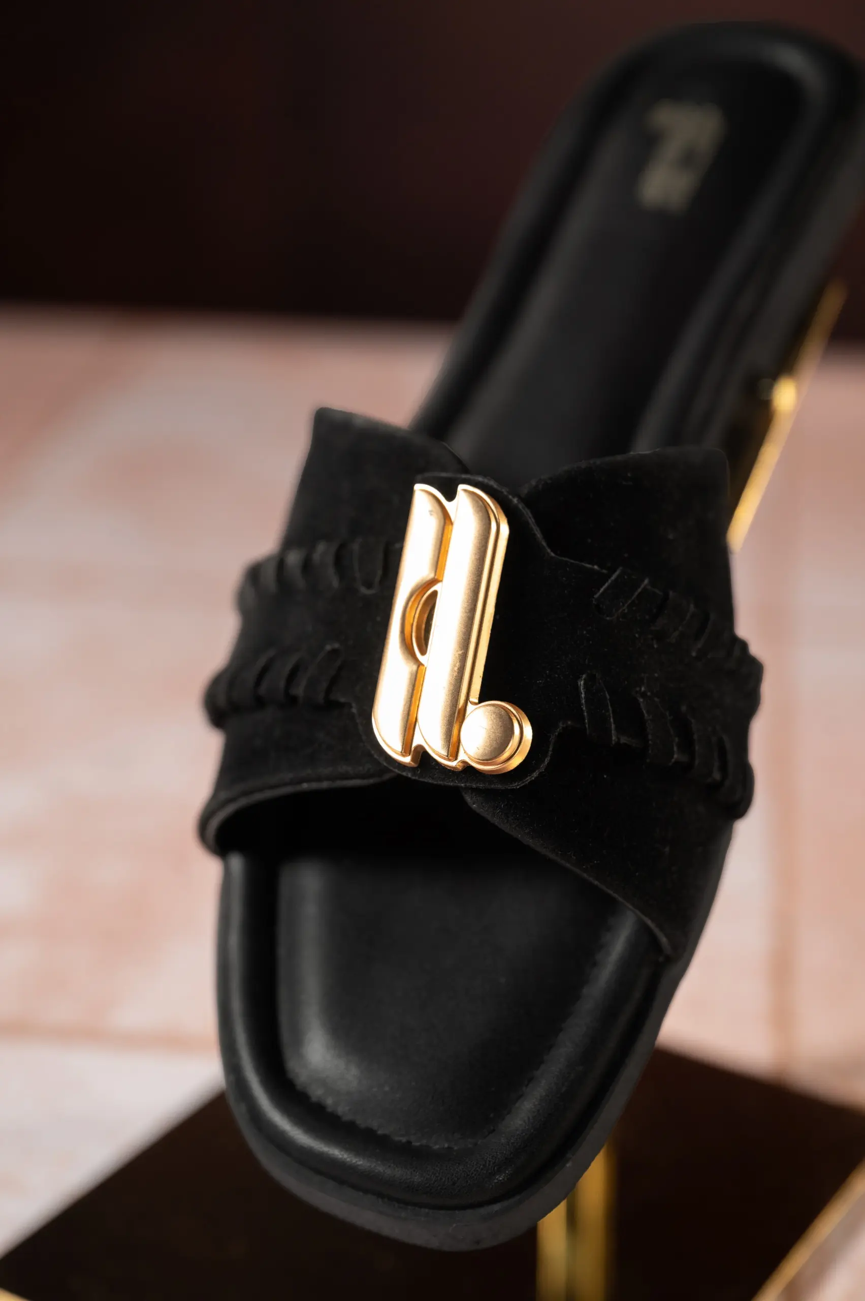 FRAYME SANDAL BLACK