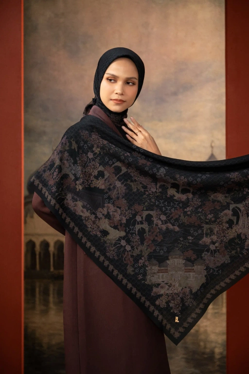 Image of ALLURE OF ACEH SCARF NOIR