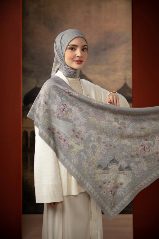 Image of ALLURE OF ACEH SCARF LUMA