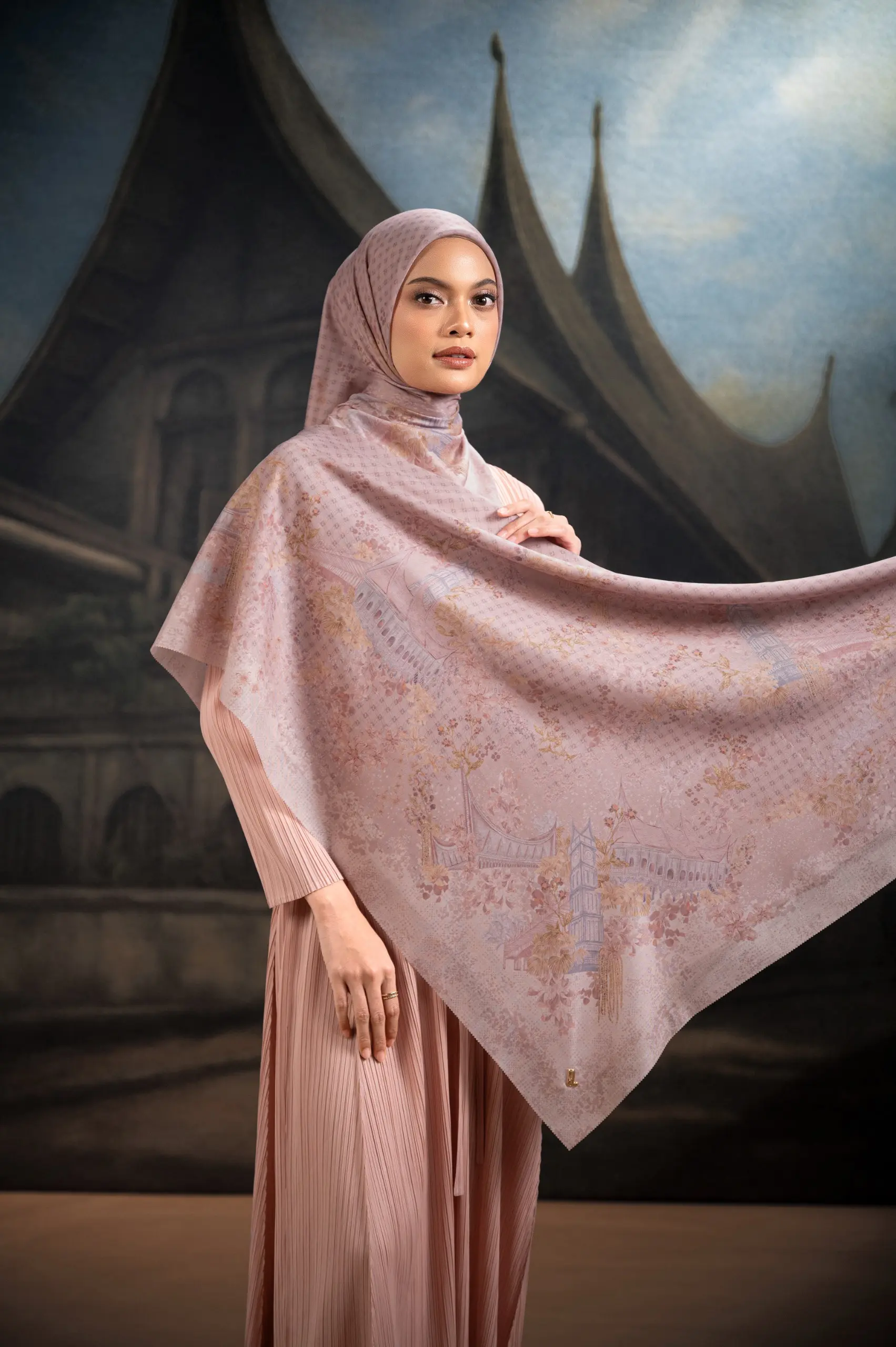 THE BEAUTY OF PADANG SCARF PEACHROSE