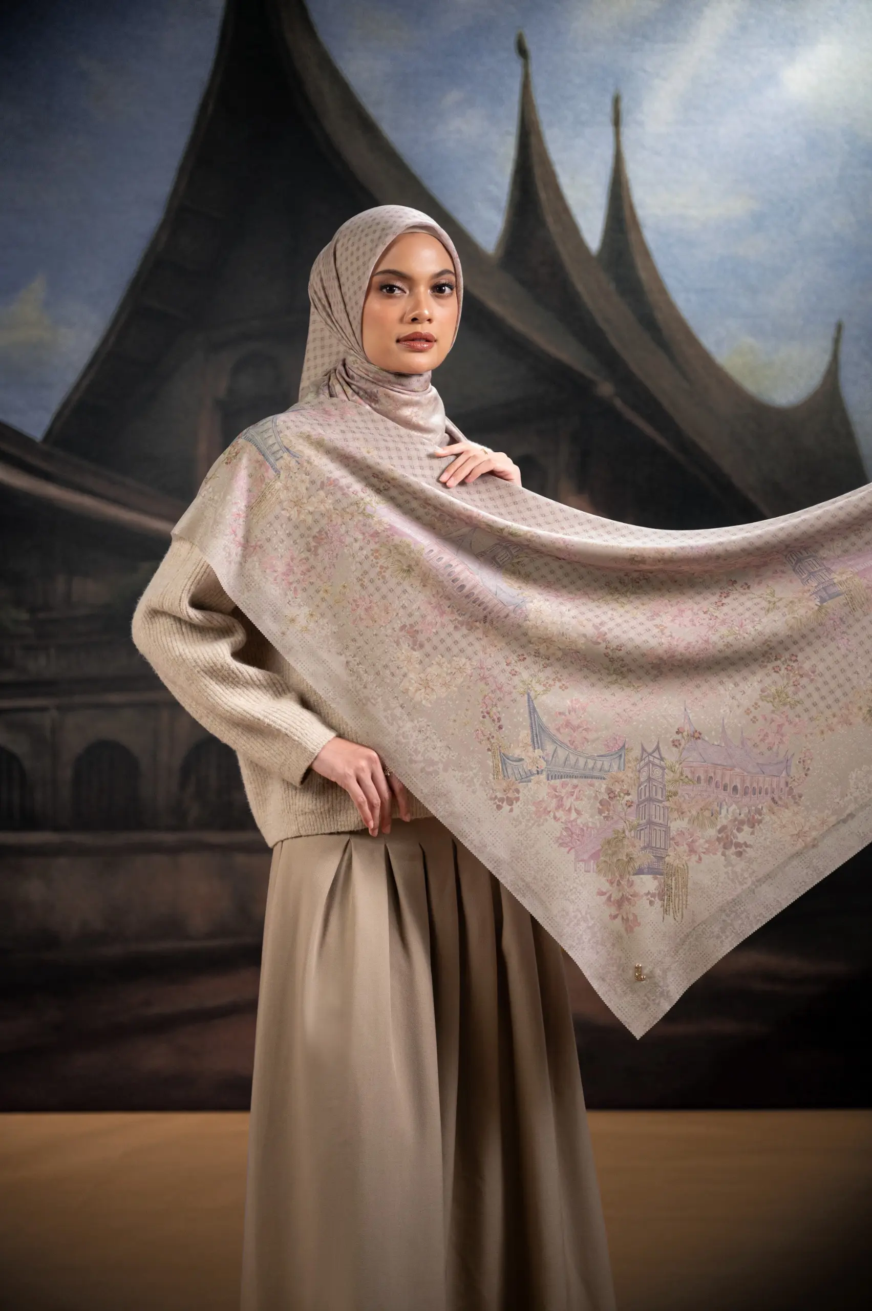 THE BEAUTY OF PADANG SCARF CLAY