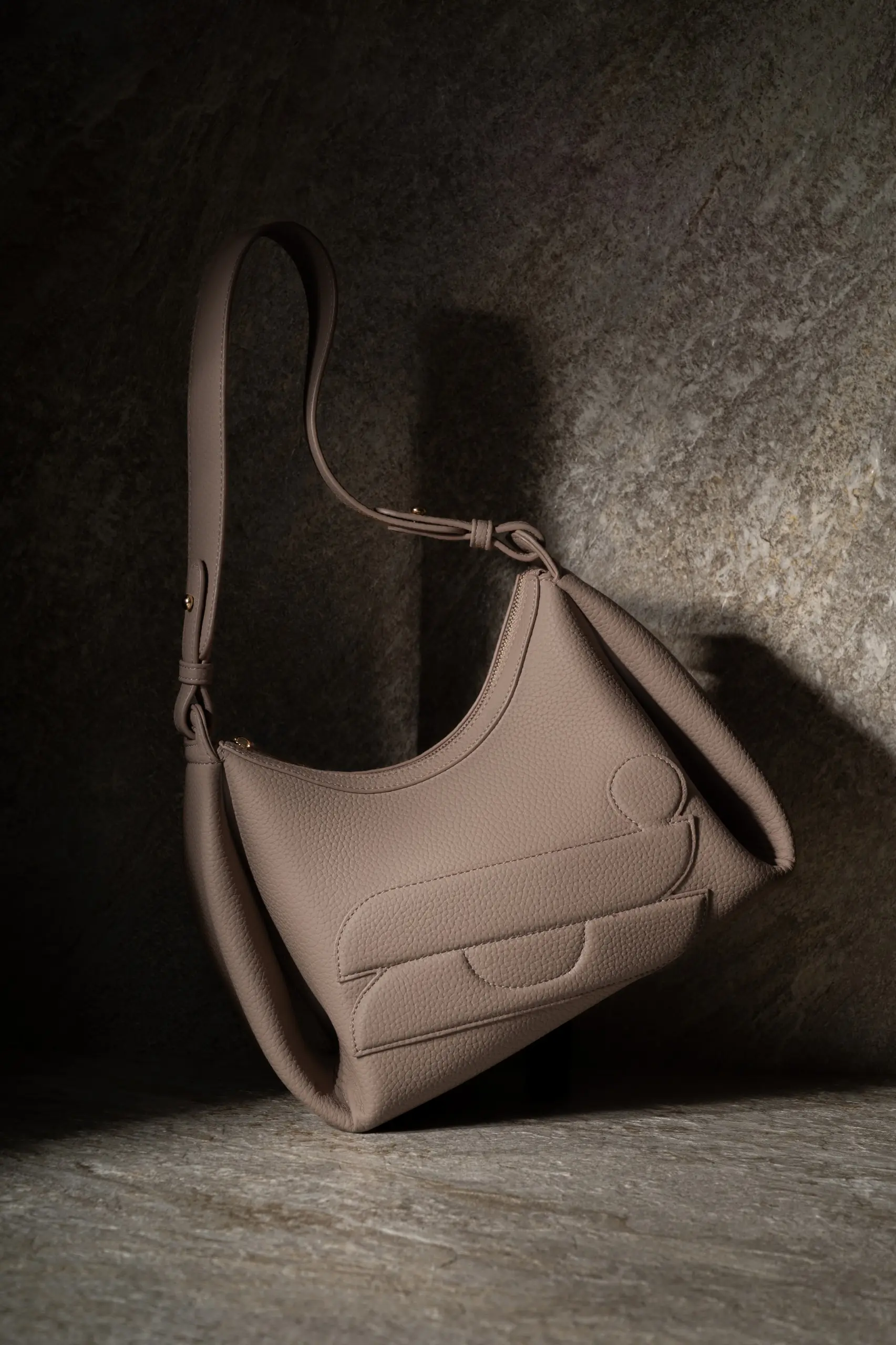 OLENA SHOULDER BAG TAUPE