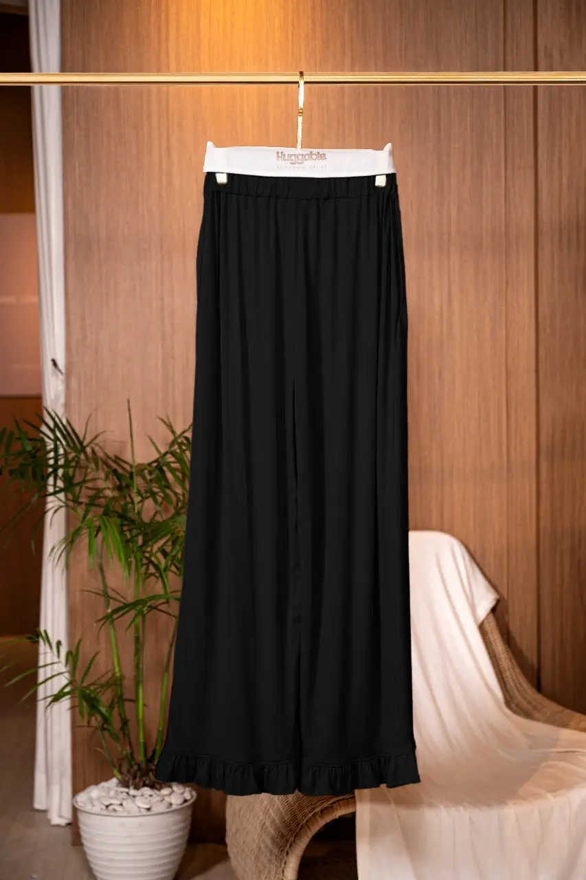 HUGGABLE FRILL PANTS BLACK BEAUTY