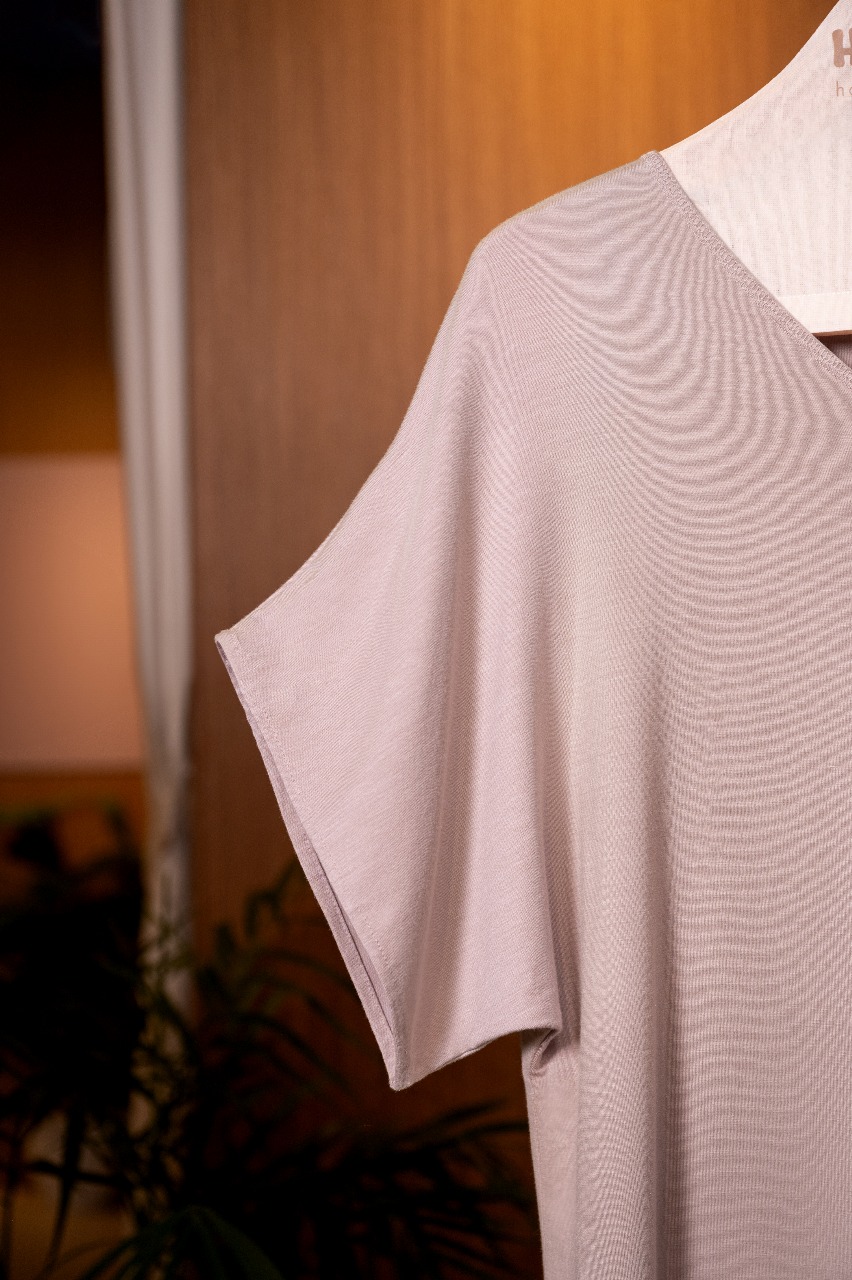 HUGGABLE ASYMMETRIC TOP SHELL