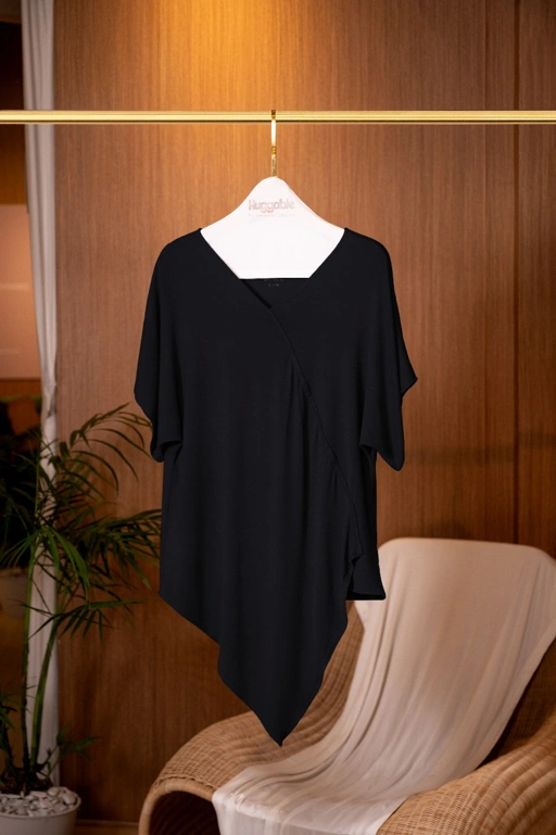 HUGGABLE ASYMMETRIC TOP BLACK BEAUTY